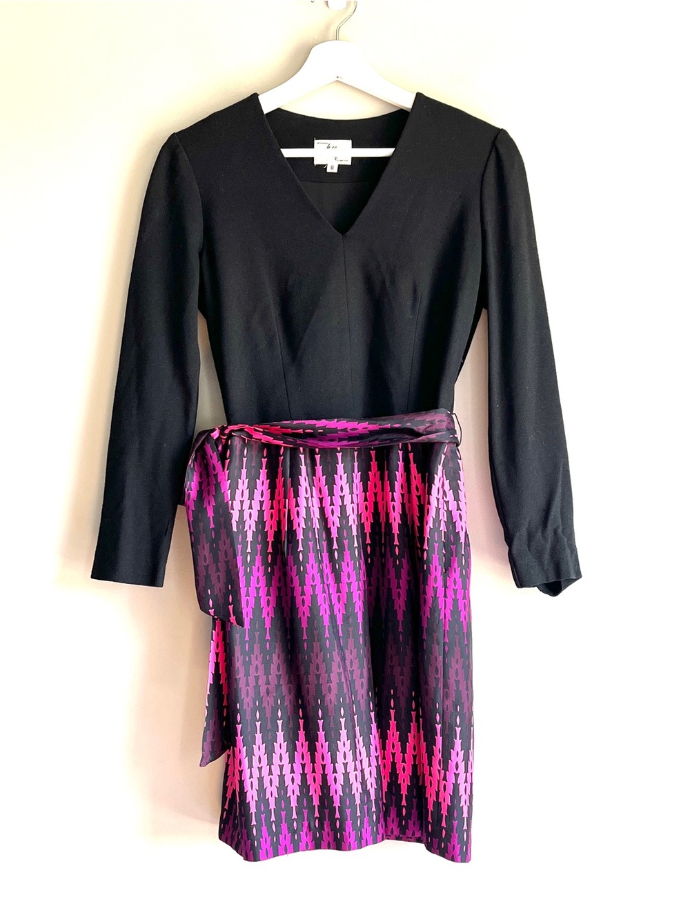 Milly long sleeve dress womens 8 black vneck silk print belt mini party chevron